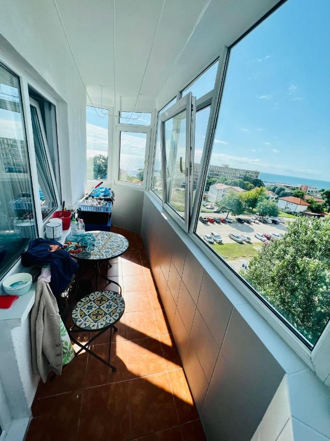 Апартаменты By The Sea For Family Мангалия Экстерьер фото